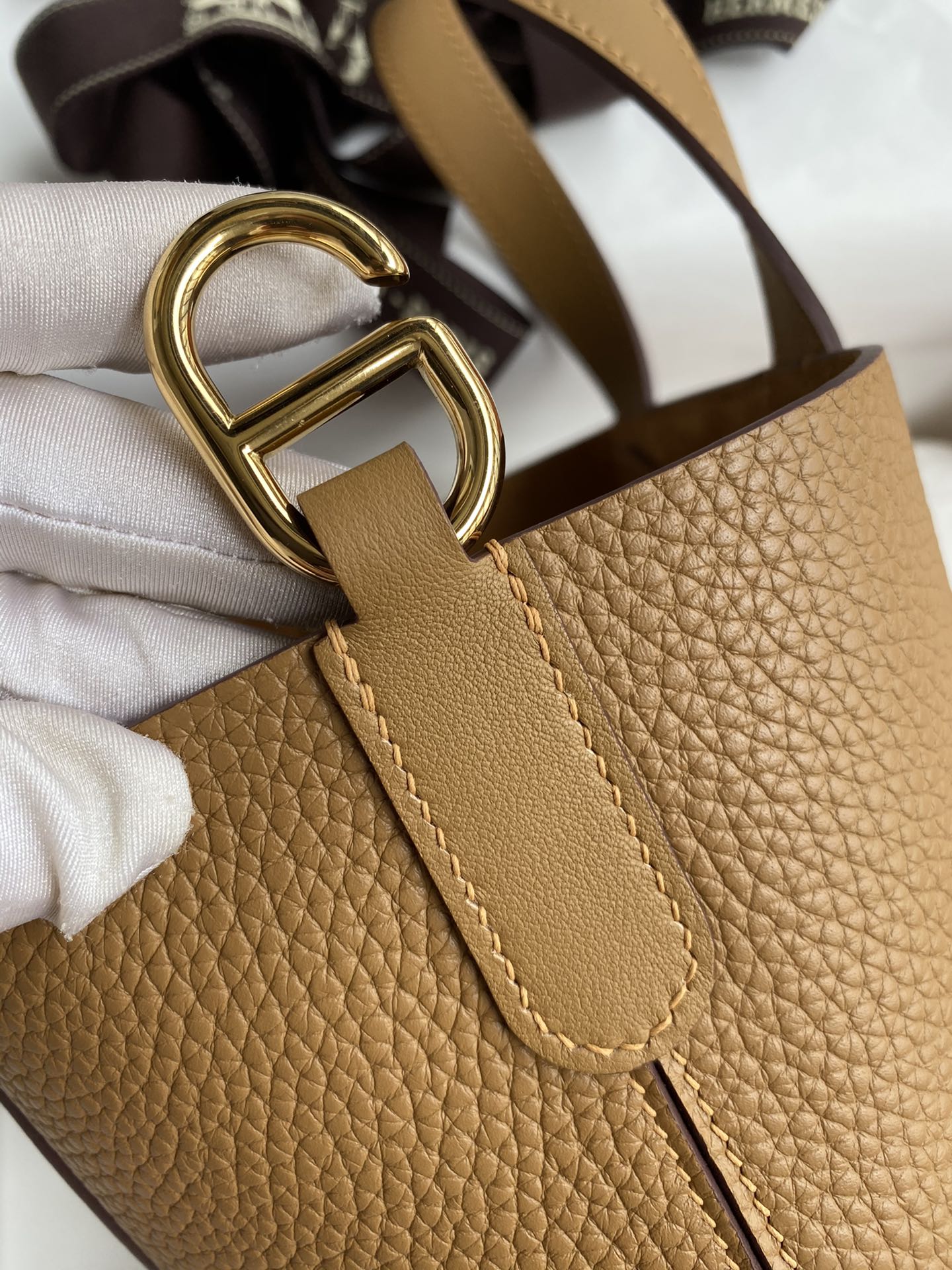 Hermes In The Loop 18 Bag In Biscuit Clemence Leather